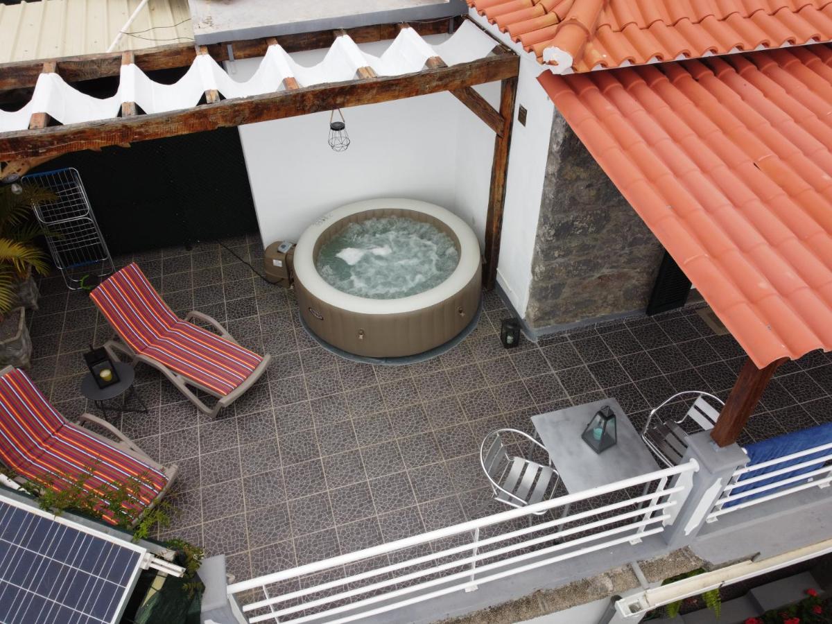 Encanto Do Sol Ponta do Sol  Rom bilde